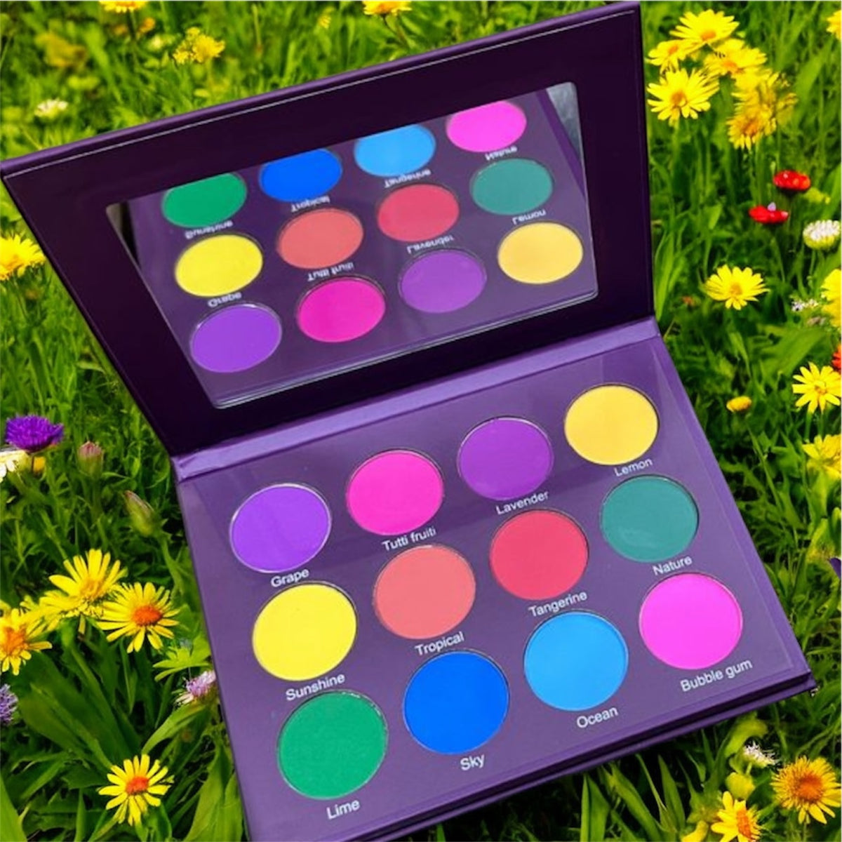 Eye shadow palette